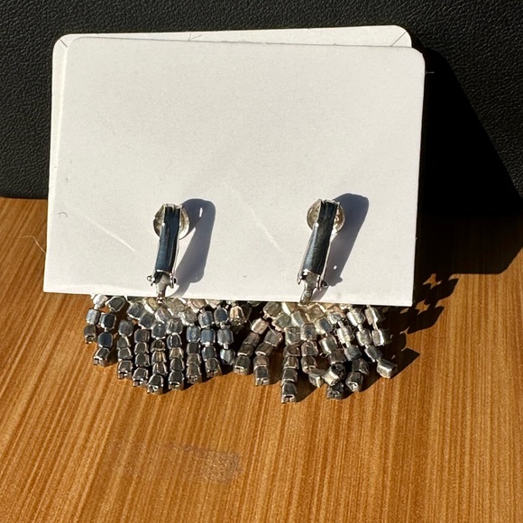 Aurora Borealis crystal Fringe Earrings clips onscircs 1960 - Picture 6 of 6